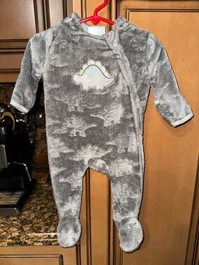 Plush Gray Dino One-Piece Footed Romper Size: 3/6 Months